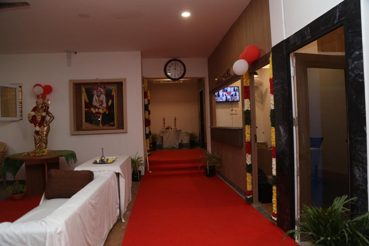 Hotel Rk - Temple Stay 坦贾武尔 外观 照片