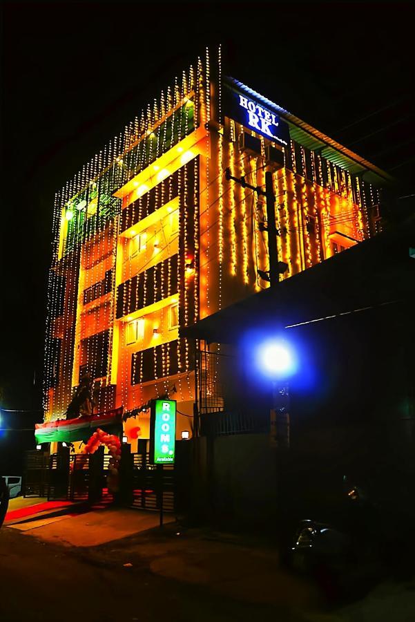 Hotel Rk - Temple Stay 坦贾武尔 外观 照片